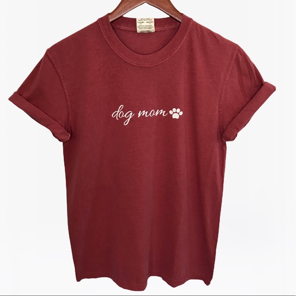 Dog Mom Unisex Adult 100% Cotton Crewneck T-Shirts - Various. - Picture 6 of 15